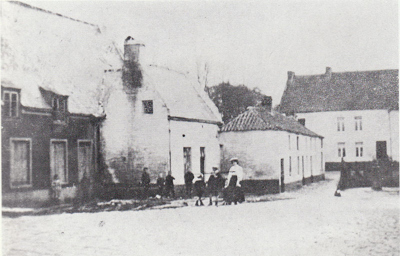 Fichier:Rue du Château.jpg